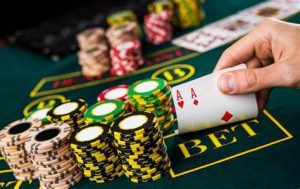 新手都玩得掂嘅網上百家樂：遊戲規則、玩法同注意事項，