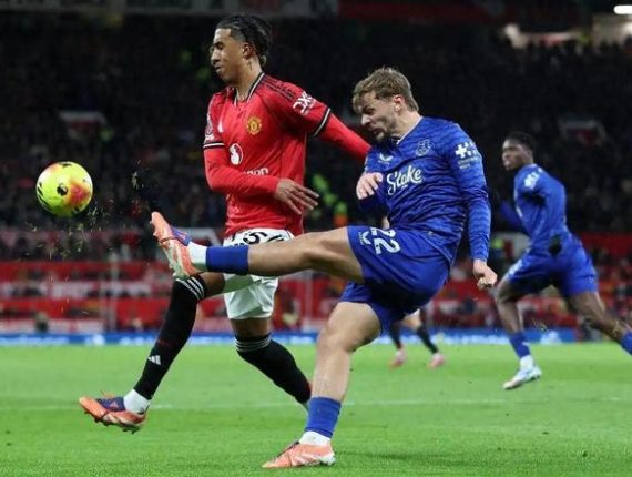 兩翼齊廢！曼聯首發短板暴露　阿莫林冬窗急需補強