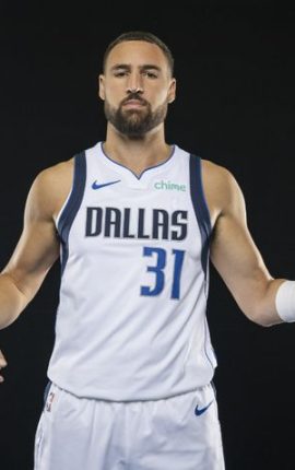 獨行俠撕毀承諾！湯神被踢到替補卻連抗議都不敢