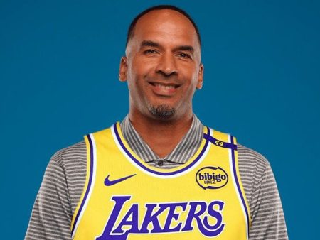 哈里森下課、濃眉成烫手山芋 — 獨行俠動盪與湖人崛起的雙重現實