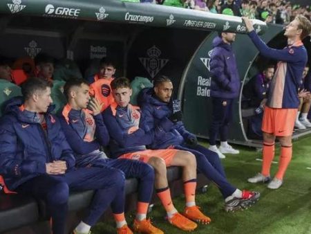 賽程地獄前的冷靜布局：弗里克大輪換撐起巴塞羅那聖誕前關鍵戰線