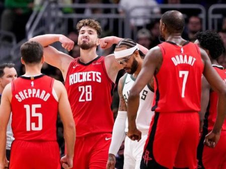 23分大勝強敵＋甜蜜賽程來襲｜火箭10連勝不是夢？