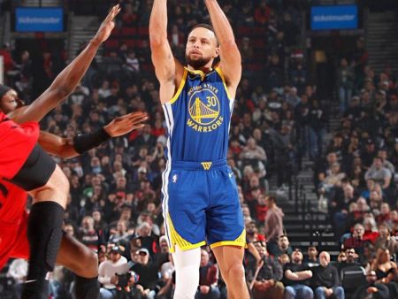 開拓者賽季三殺勇士止住三連敗　庫里12記三分空砍48分仍難救主