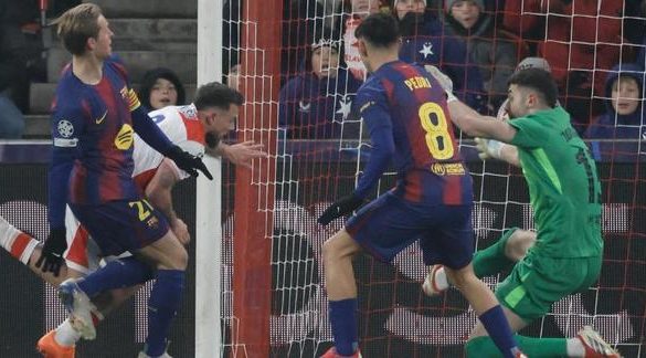 歐冠防線全面告急：巴塞隆拿7戰失13球，跨賽季連續10場