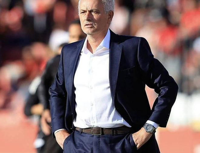 穆里尼奧聯賽19場不敗！本菲卡4-0大勝