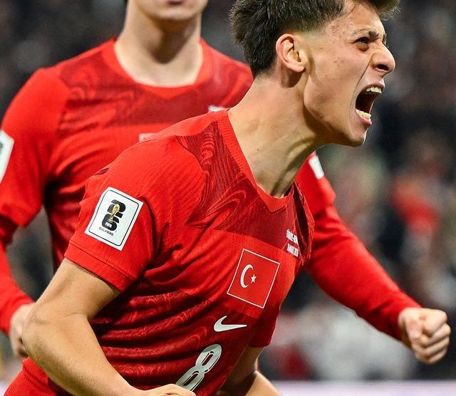 從皇馬冷板凳到國家英雄：居萊爾如何扛起土耳其的世界盃夢