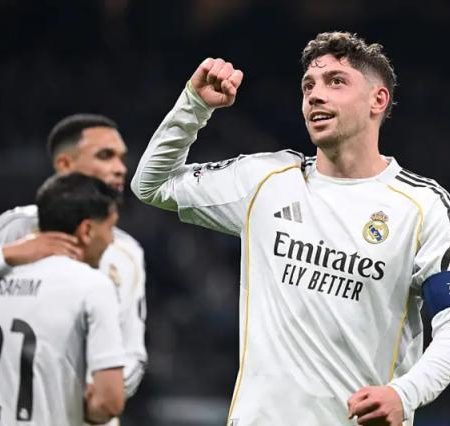 巴爾韋德上半場帽子戲法震撼歐冠 皇馬3比0完勝曼城