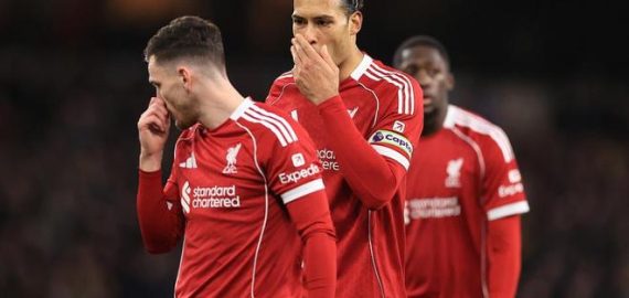 英超爆出驚天冷門！利物浦1-2遭副班長狼隊補時絕殺