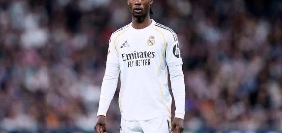 卡馬雲加轉會風暴：皇馬放售訊號下的英超雙雄博弈