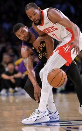 進攻崩盤與戰術困境：火箭季後賽低迷背後的深層問題