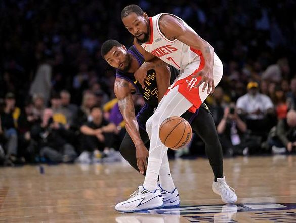 進攻崩盤與戰術困境：火箭季後賽低迷背後的深層問題